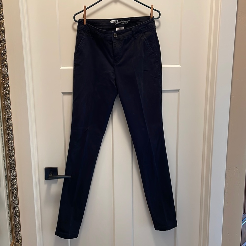 Casual/office pants. Can be dressed up or down to suit the occasion